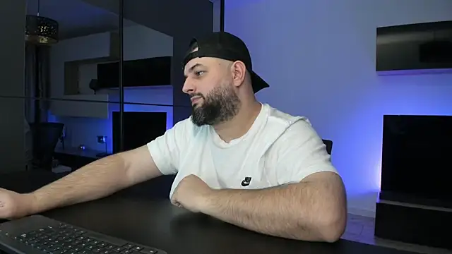 dravenpeak - DravenPeak's free webcam - UK Sex Cams