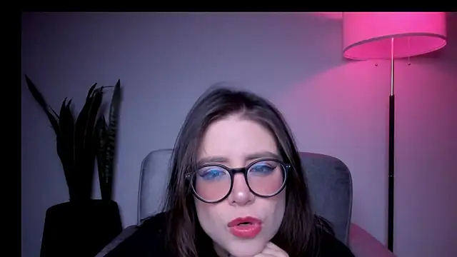 hazelkush - HazelKush's free webcam - UK Sex Cams