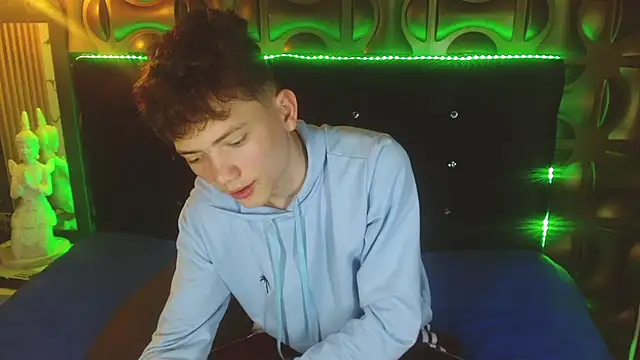 cruz_dante - Cruz_dante's free webcam - UK Sex Cams