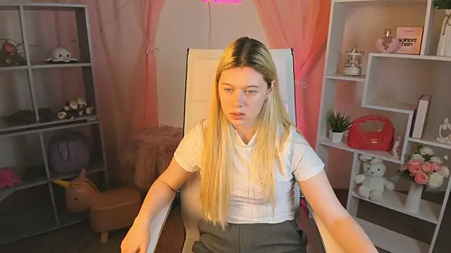 CelestineMauriac webcam