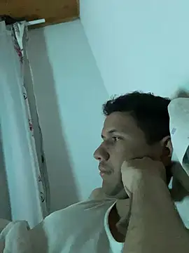 Michaell_Spinelly webcam