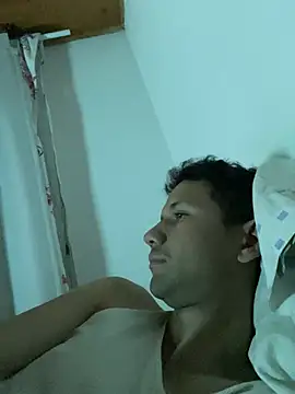 Michaell_Spinelly webcam