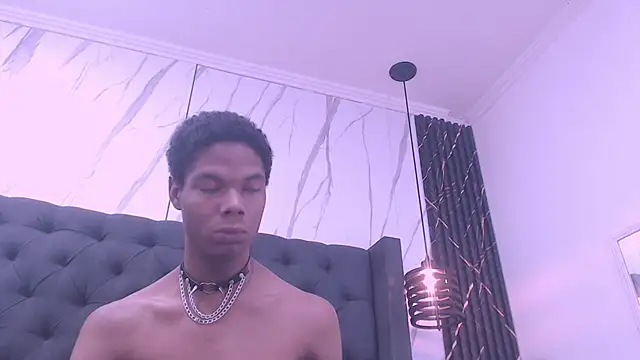 santiago_ortiz_ - Santiago_Ortiz_'s free webcam - UK Sex Cams