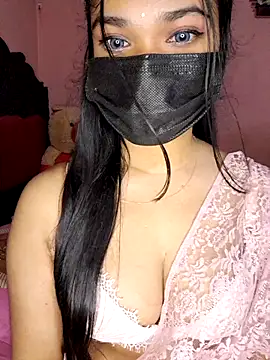 Webcam Model (ariya-03)  is live.Free join now!