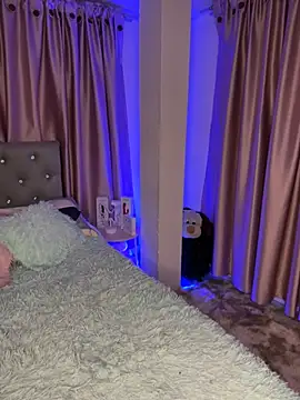 Emiily_Scott1 webcam