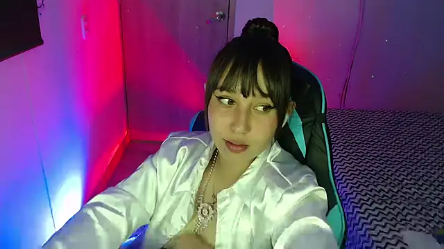 Skarlet_Adams28 webcam