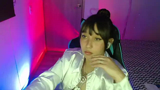 Skarlet_Adams28 webcam