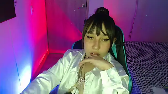 Skarlet_Adams28 webcam