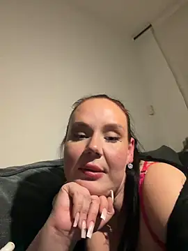 wet_nastyacurves (F young) - Make me cum 😍 LT 3 min Toycontrol