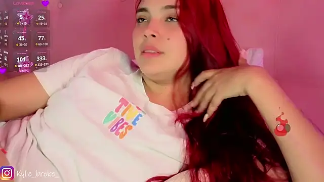 Kylie_brokee webcam