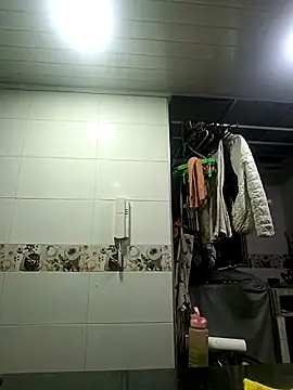 Webcam Model (maynor_1998)  is live.Free join now!