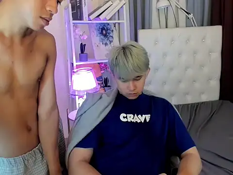 davincihugecock live sex cam