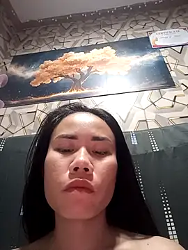 Webcam Model (Hotsquirter_10) is live