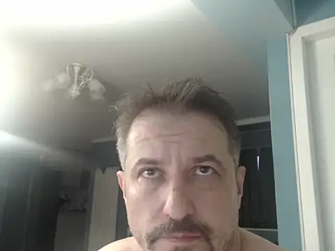 misterfaithro - MisterFaithRO's free webcam - UK Sex Cams