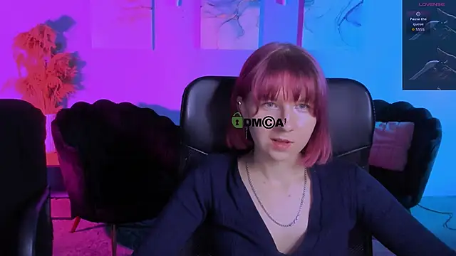 gloria_bubble webcam