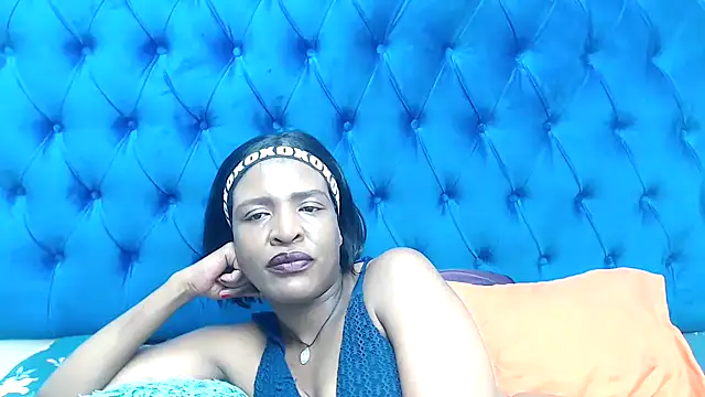 SpicyQueenxxxx webcam