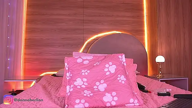 danna_berlin_ webcam