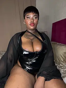 QUEEN_NOBUHLE_FEMDOM_777