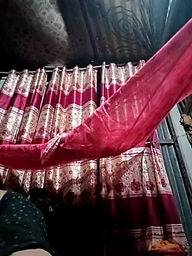 ripa- (F mature) - Boobs show