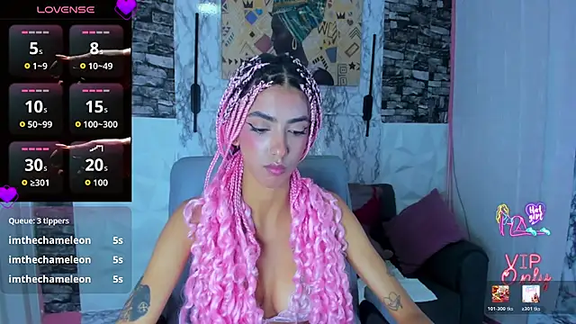 Queen_Cuarxxo webcam