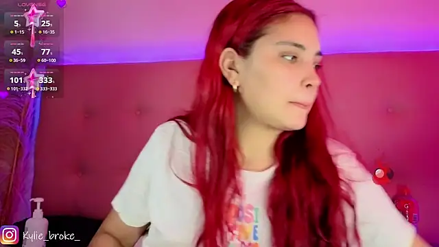 kylie_brokee - Kylie_brokee's free webcam - UK Sex Cams