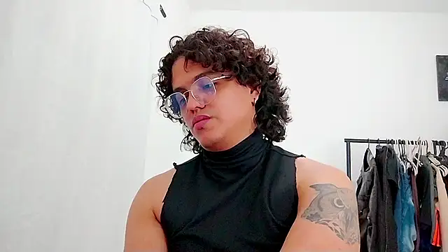 Diane_blossom webcam