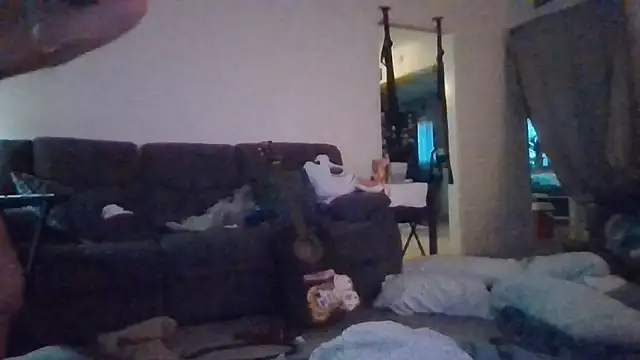 TallHungandCloudy69 webcam