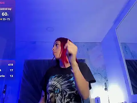 Derieri_Blush webcam