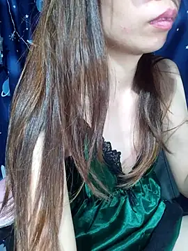 __Mai-love19__ webcam