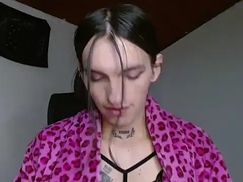 Scarlett_crastrawberry live sex cam