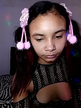 Webcam Model (liz7skinny) is live