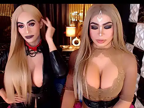 MonstrousCockDiva webcam