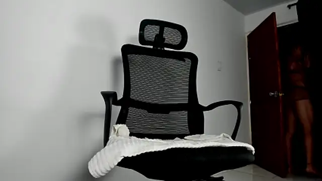 CRISTHIAN_WOLF1 webcam