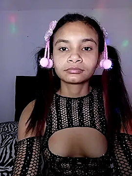 liz7skinny webcam