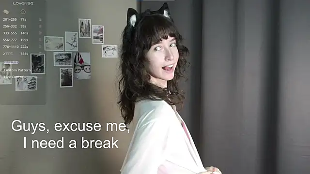 dellaleck (F teen) - suck my finger