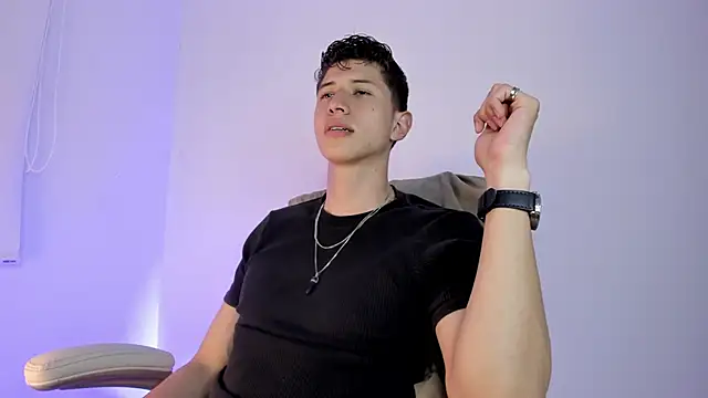 Dorianmistery2322_ webcam