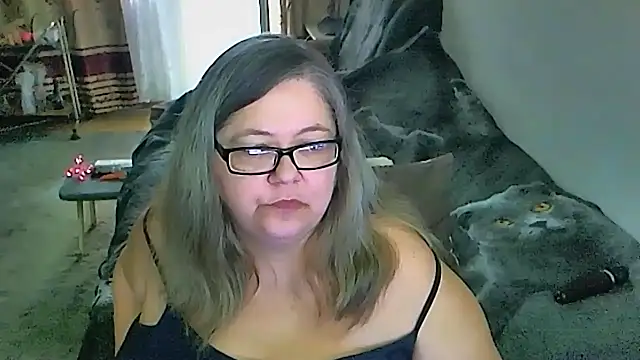 sex2 (F mature) - naked, squirt