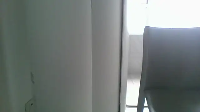 nole_china7 (Ask my age) - talk / fun / cum