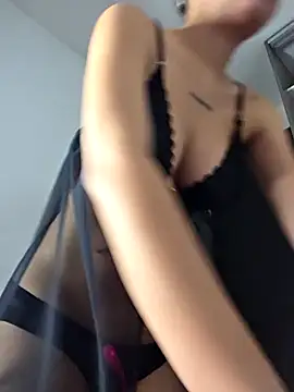 alaia_princess webcam