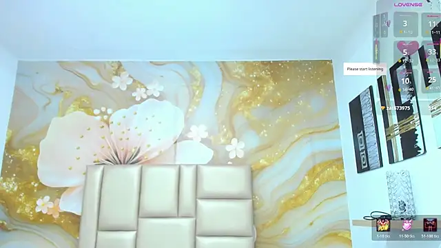 NahomiWalker_ webcam