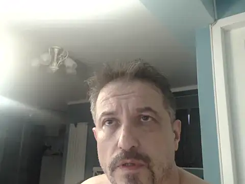 MisterFaithRO webcam