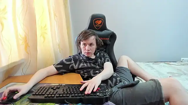 iliaskrislove webcam