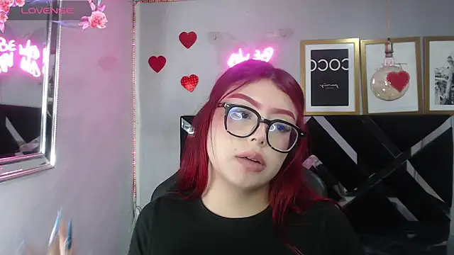 Red_Bunny_v webcam