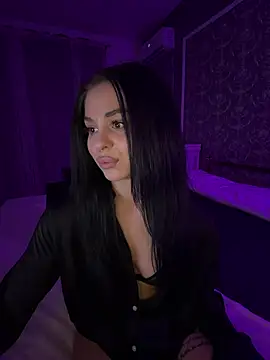 Olivia_Noor webcam
