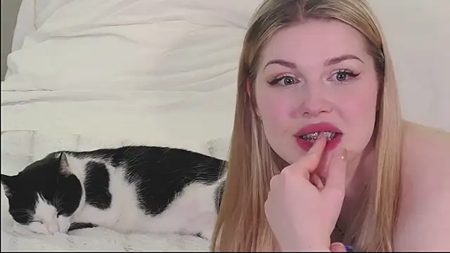 Alexis_Powell webcam