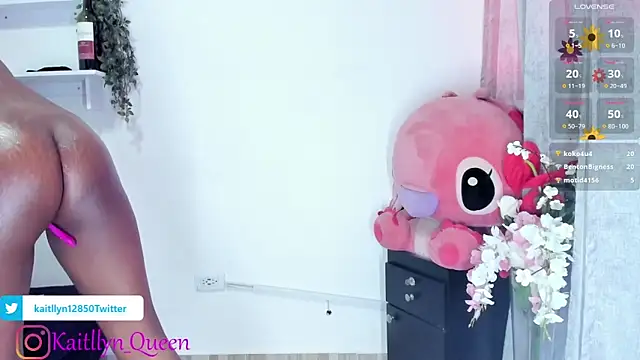 queen_katle - Queen_katle's free webcam - UK Sex Cams