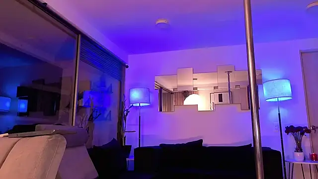 mandi4pole_ (F young) - LAST TIP CONTROL MY TOY