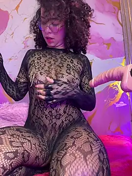 woo_isdaphne (F young) - YOUR FINGERS IN MY PUSSY 🔥