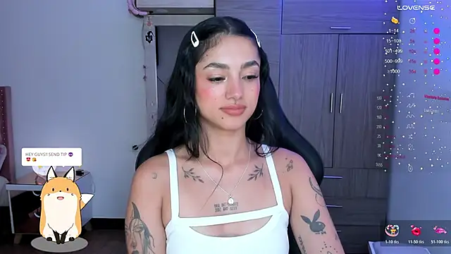 Lizzie_corner_v webcam