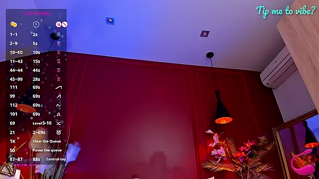 mayzzie - Mayzzie's free webcam - UK Sex Cams